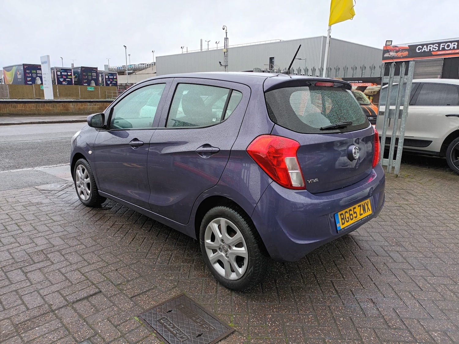 Used Vauxhall Viva 2015 for sale - 76663730: Photo 3