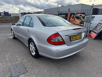 Used Mercedes-Benz E Class 2008 for sale - 79725350: Photo