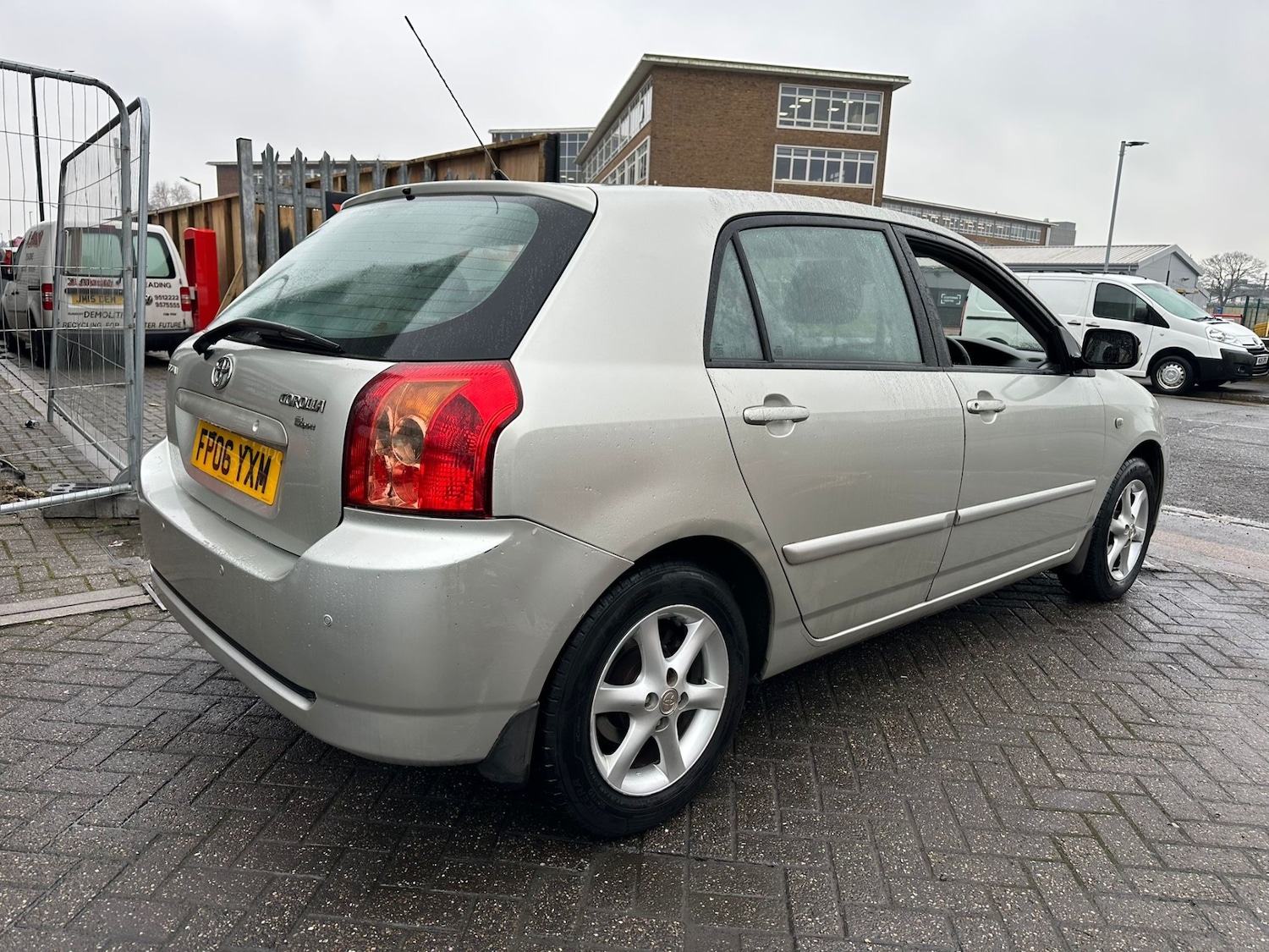 Used Toyota Corolla 2006 for sale - 77247911: Photo 4