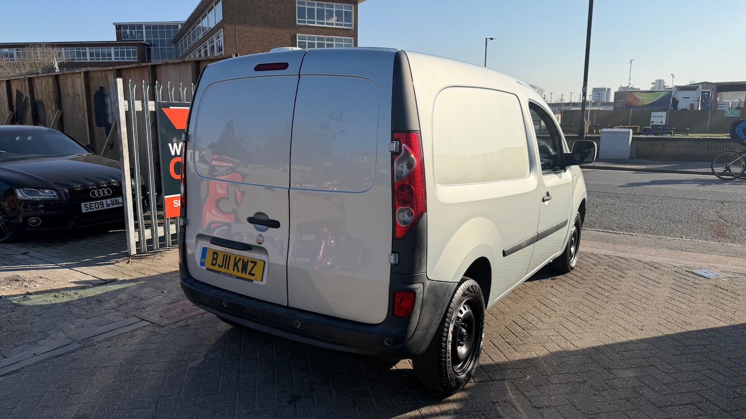 Used Renault Kangoo 2011 for sale - 77950544: Photo 4
