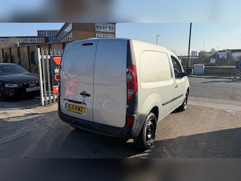 Used Renault Kangoo 2011 for sale - 77950544: Photo