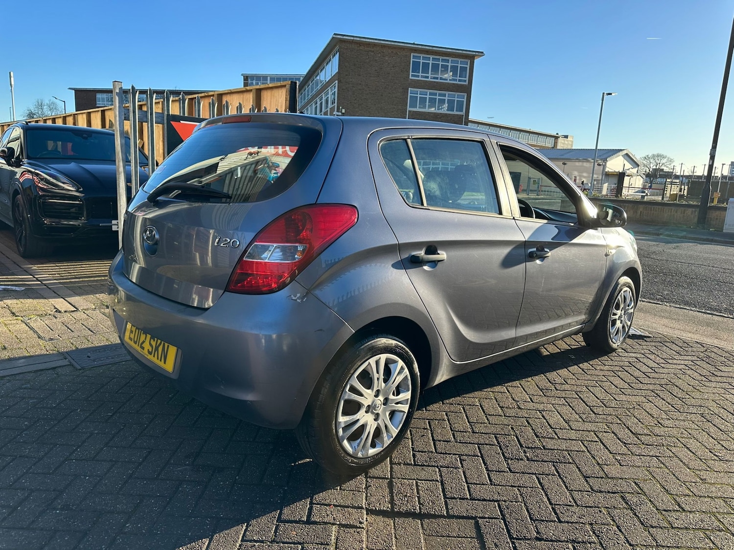 Used Hyundai i20 2012 for sale - 77094556: Photo 4