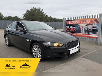Used Jaguar XE 2016 for sale - 77847448: Photo