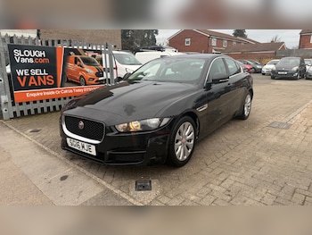 Used Jaguar XE 2016 for sale - 77847448: Photo