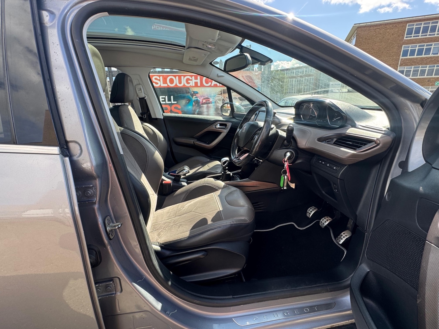 Used Peugeot 2008 2013 for sale - 78141897: Photo 6