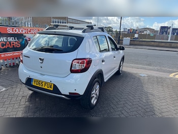 Used Dacia Sandero Stepway 2015 for sale - 75749110: Photo
