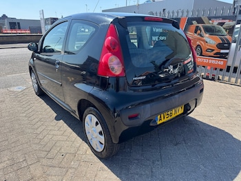 Used Peugeot 107 2008 for sale - 79490699: Photo