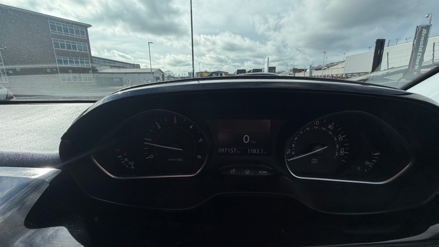 Used Peugeot 208 2014 for sale - 77812949: Photo 8