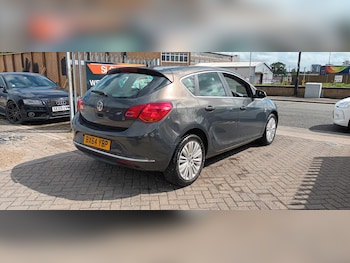 Used Vauxhall Astra 2014 for sale - 78794537: Photo
