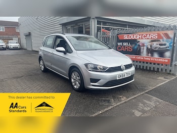 Volkswagen - Golf SV