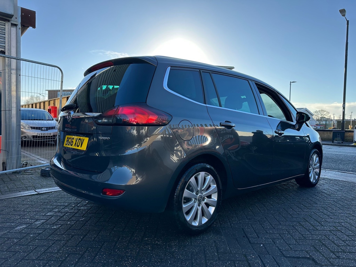 Used Vauxhall Zafira 2016 for sale - 77220483: Photo 4