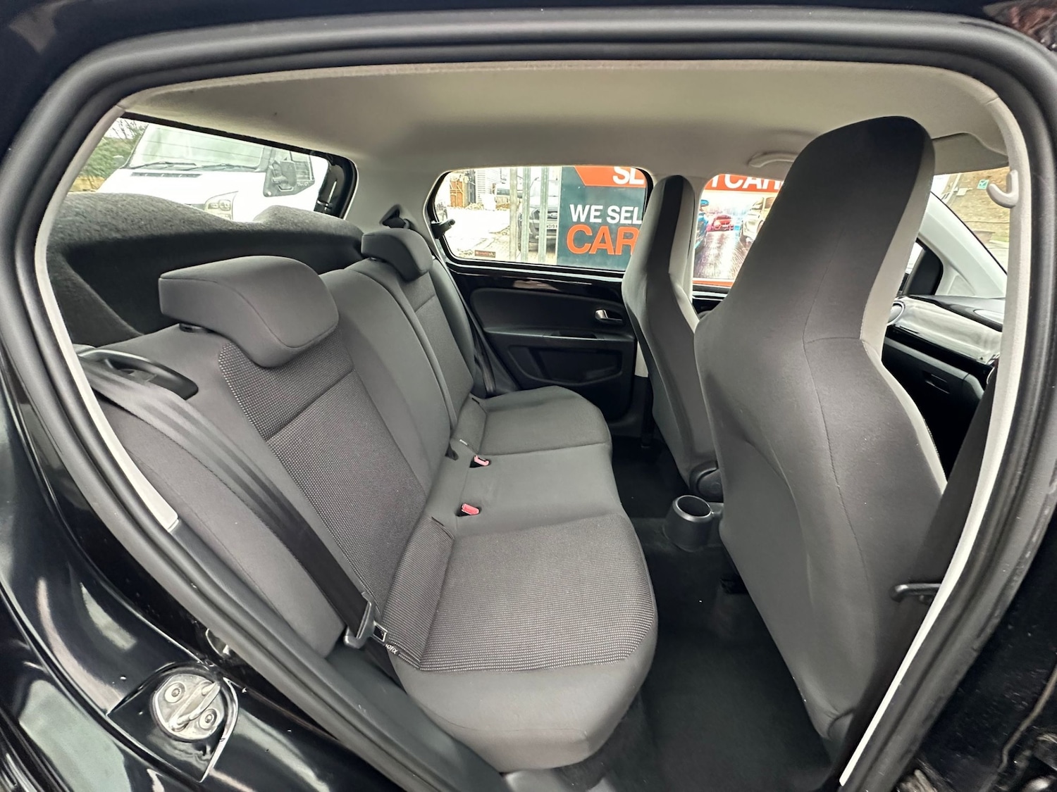 Used Volkswagen up! 2014 for sale - 77679179: Photo 5