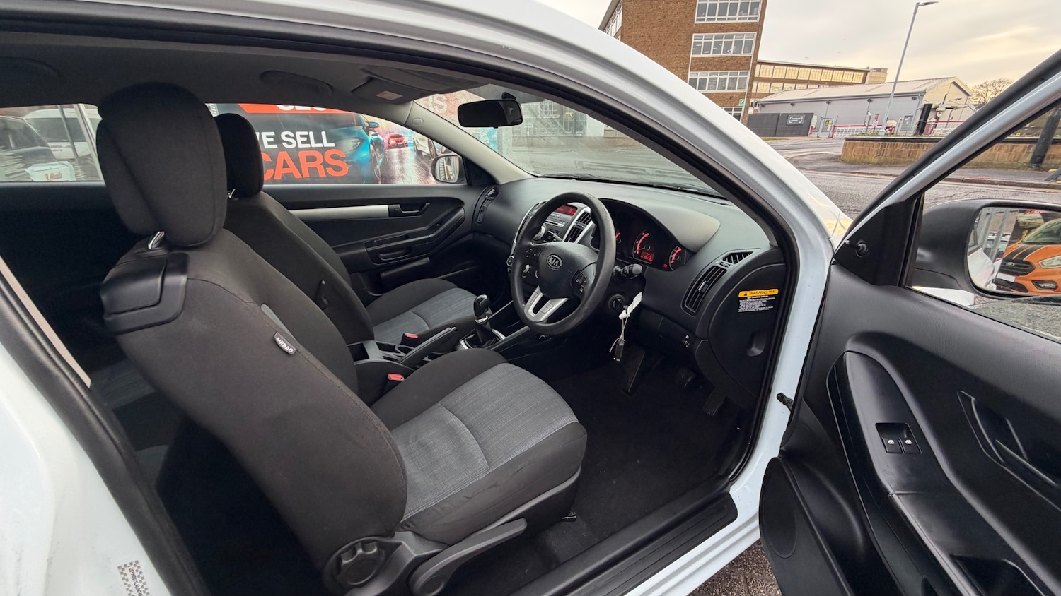 Used Kia Pro Ceed 2010 for sale - 77114427: Photo 6