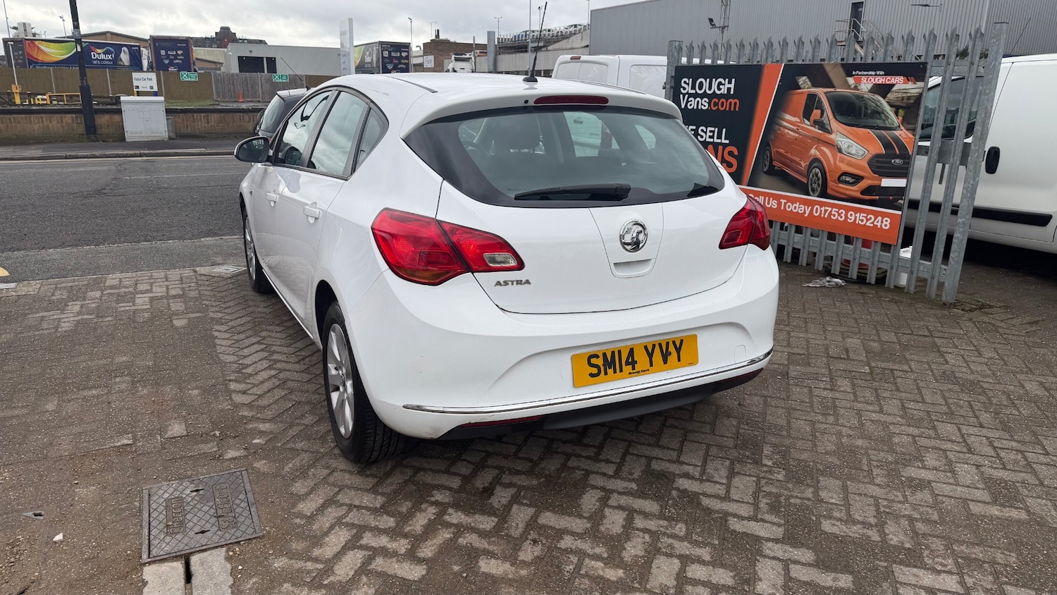 Used Vauxhall Astra 2014 for sale - 77689294: Photo 3