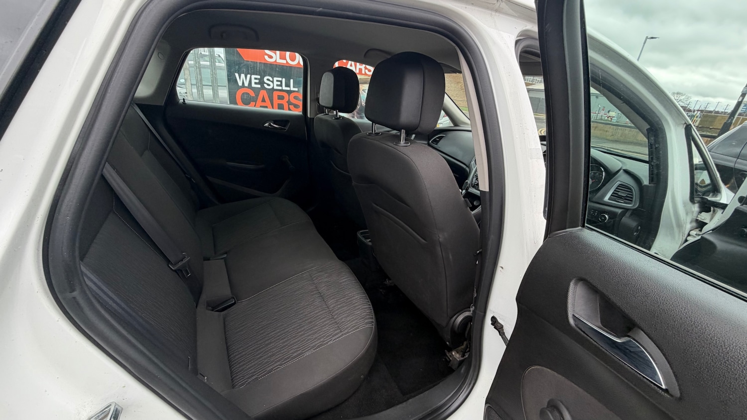 Used Vauxhall Astra 2014 for sale - 77689294: Photo 5