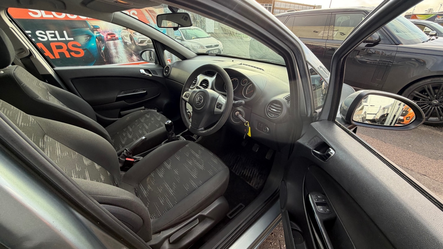 Used Vauxhall Corsa 2011 for sale - 76892225: Photo 6