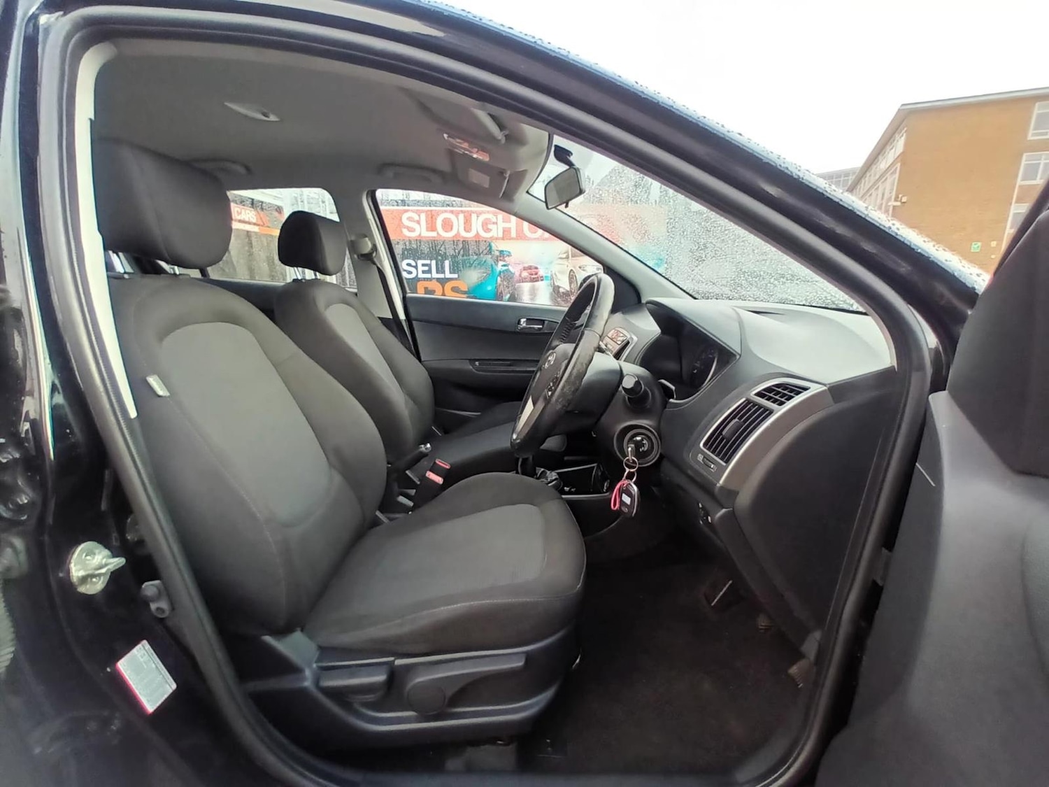 Used Hyundai i20 2013 for sale - 77329388: Photo 6