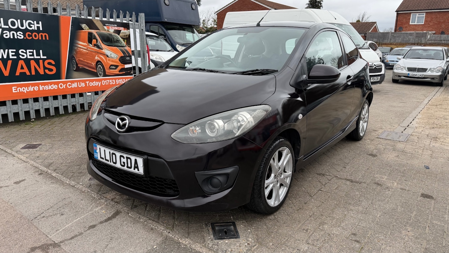 Used Mazda Mazda2 2010 for sale - 77997784: Photo 2