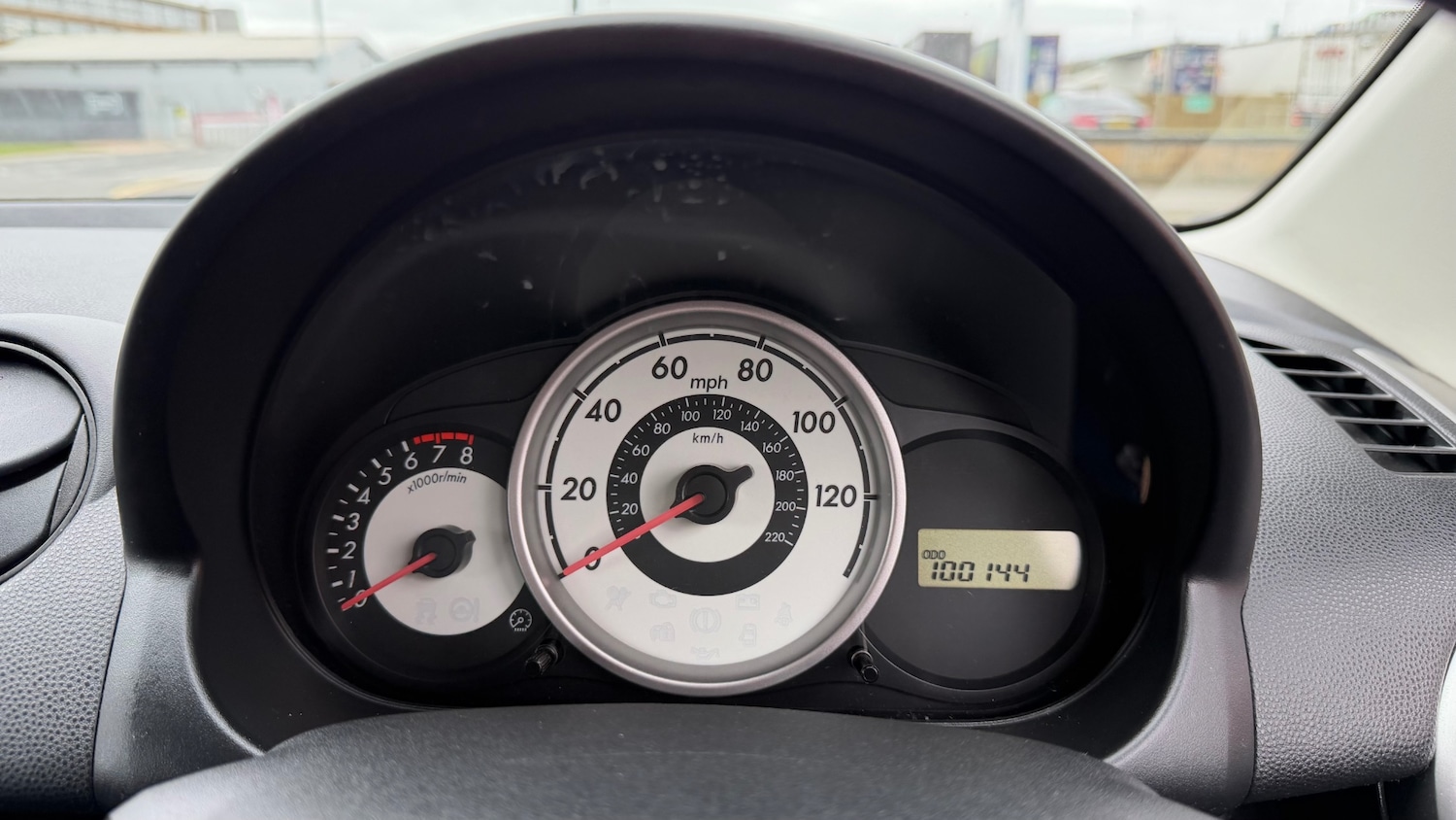 Used Mazda Mazda2 2010 for sale - 77997784: Photo 8