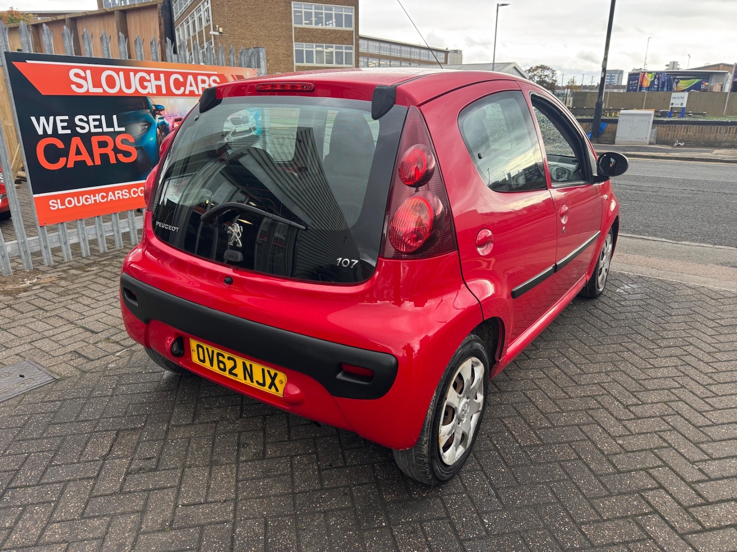 Used Peugeot 107 2012 for sale - 76340367: Photo 4