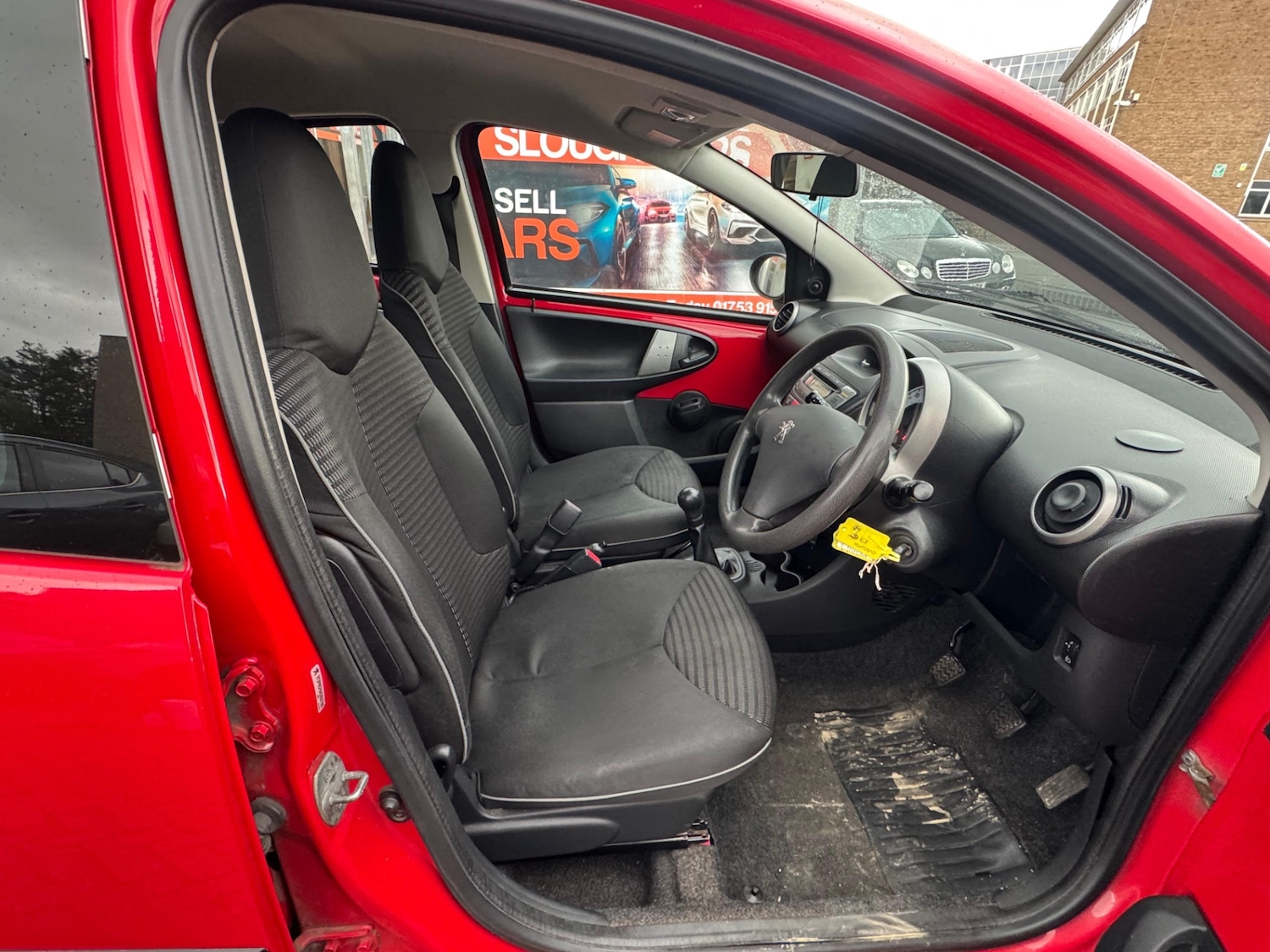 Used Peugeot 107 2012 for sale - 76340367: Photo 6
