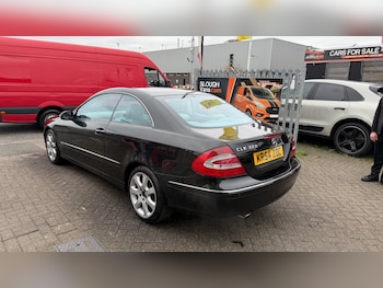 Used Mercedes-Benz CLK 2005 for sale - 76262631: Photo 3