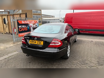 Used Mercedes-Benz CLK 2005 for sale - 76262631: Photo 4