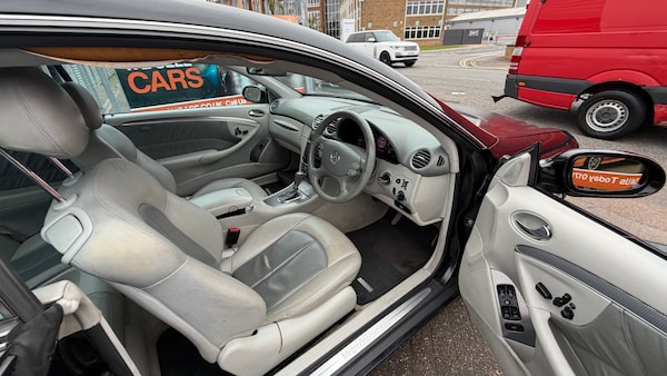Used Mercedes-Benz CLK 2005 for sale - 76262631: Photo 6
