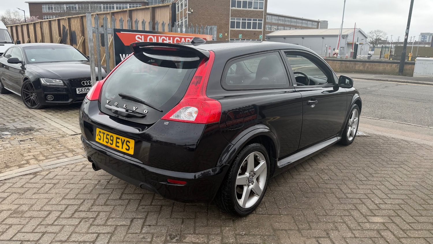 Used Volvo C30 2009 for sale - 77847978: Photo 4