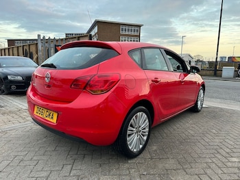 Used Vauxhall Astra 2011 for sale - 77742467: Photo