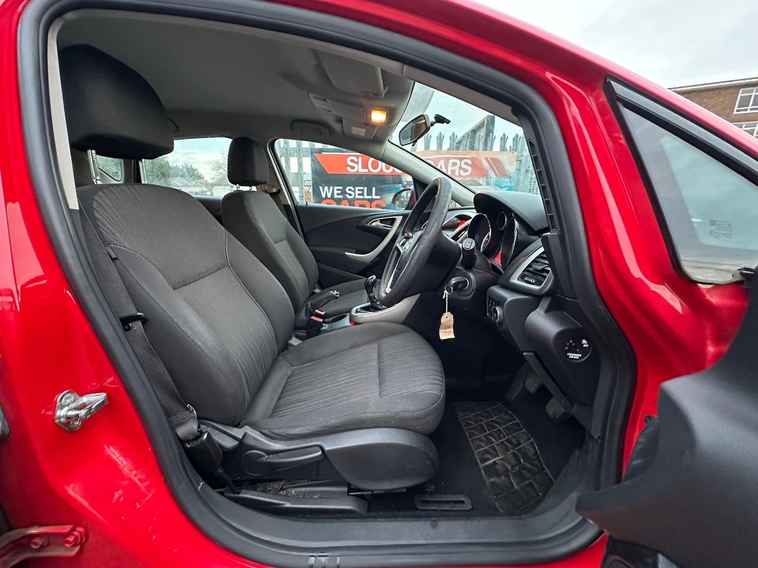 Used Vauxhall Astra 2011 for sale - 77742467: Photo 6