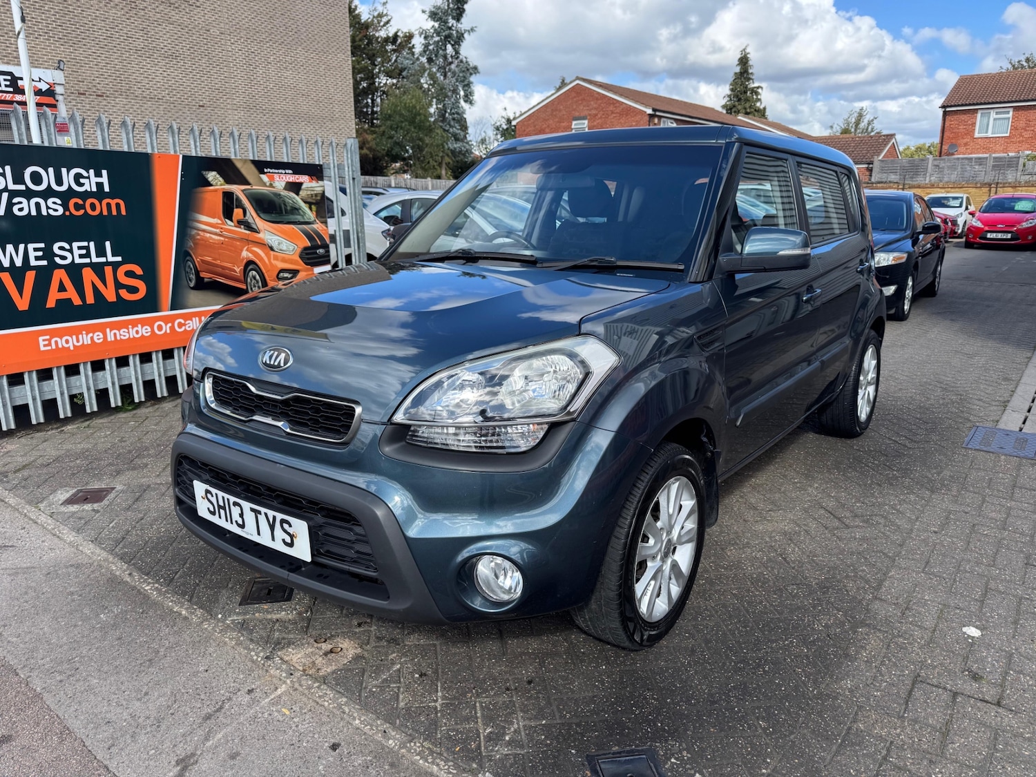 Used Kia Soul 2013 for sale - 76033560: Photo 2