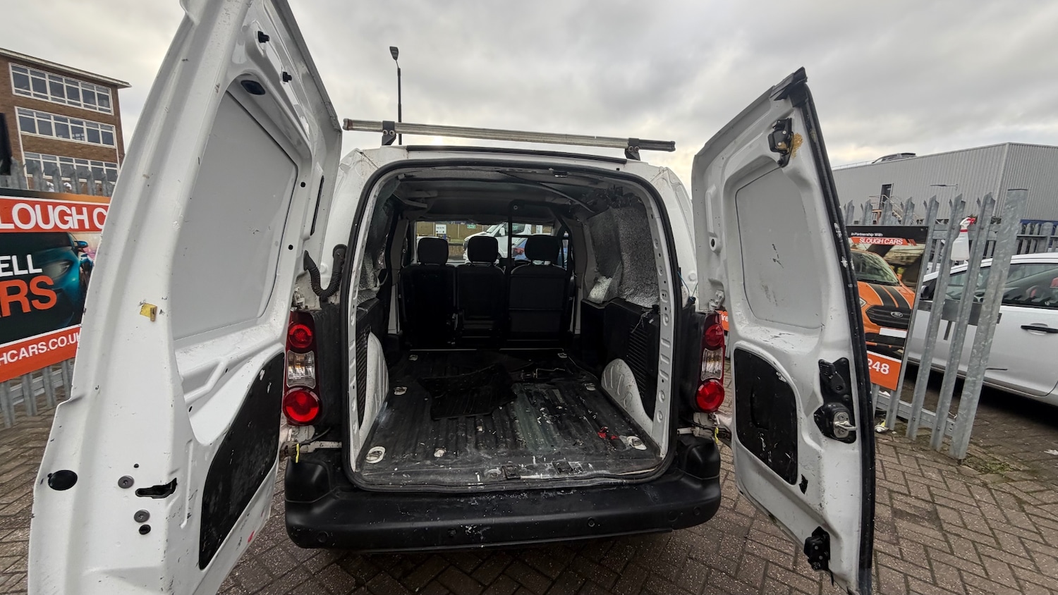 Used Citroen Berlingo 2013 for sale - 77365382: Photo 5