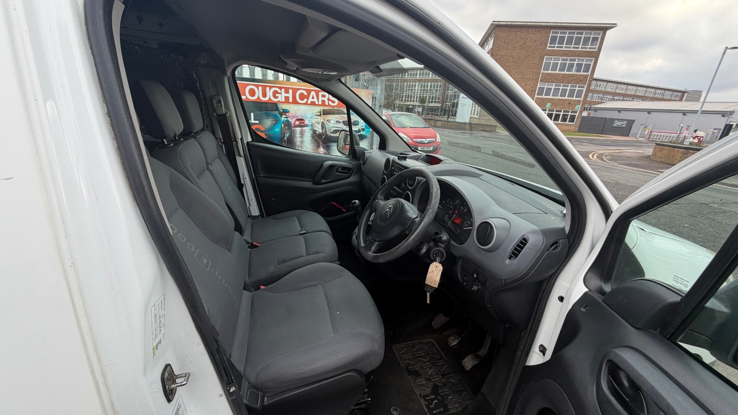 Used Citroen Berlingo 2013 for sale - 77365382: Photo 6