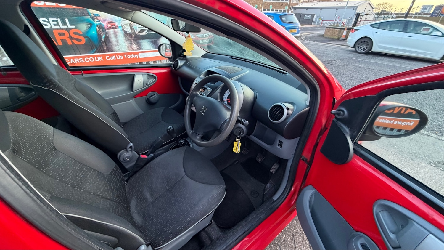 Used Peugeot 107 2011 for sale - 77353992: Photo 6