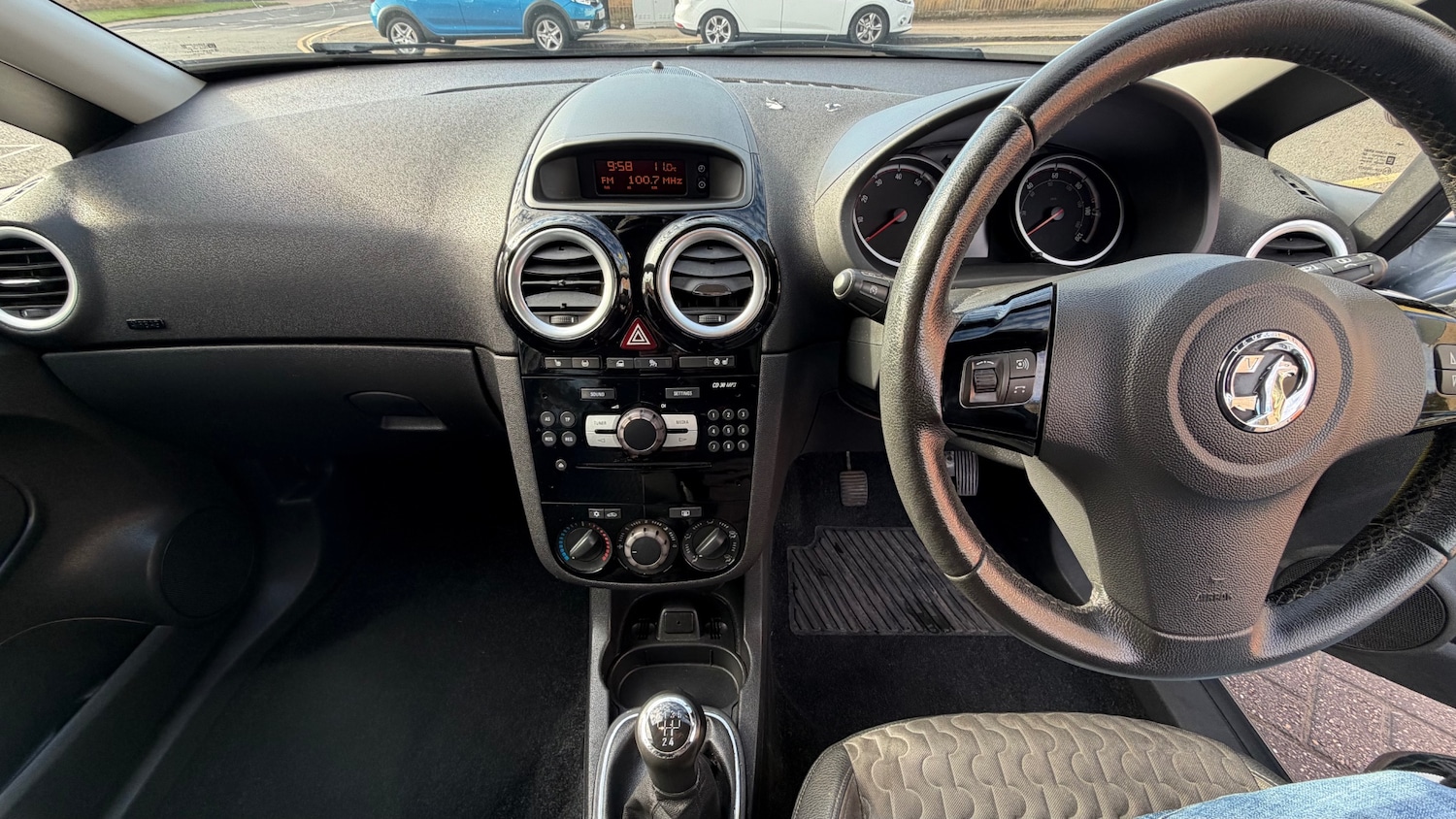 Used Vauxhall Corsa 2015 for sale - 76035505: Photo 7