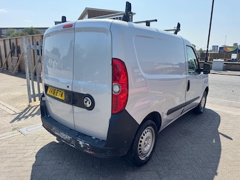 Used Vauxhall Combo 2016 for sale - 79252135: Photo