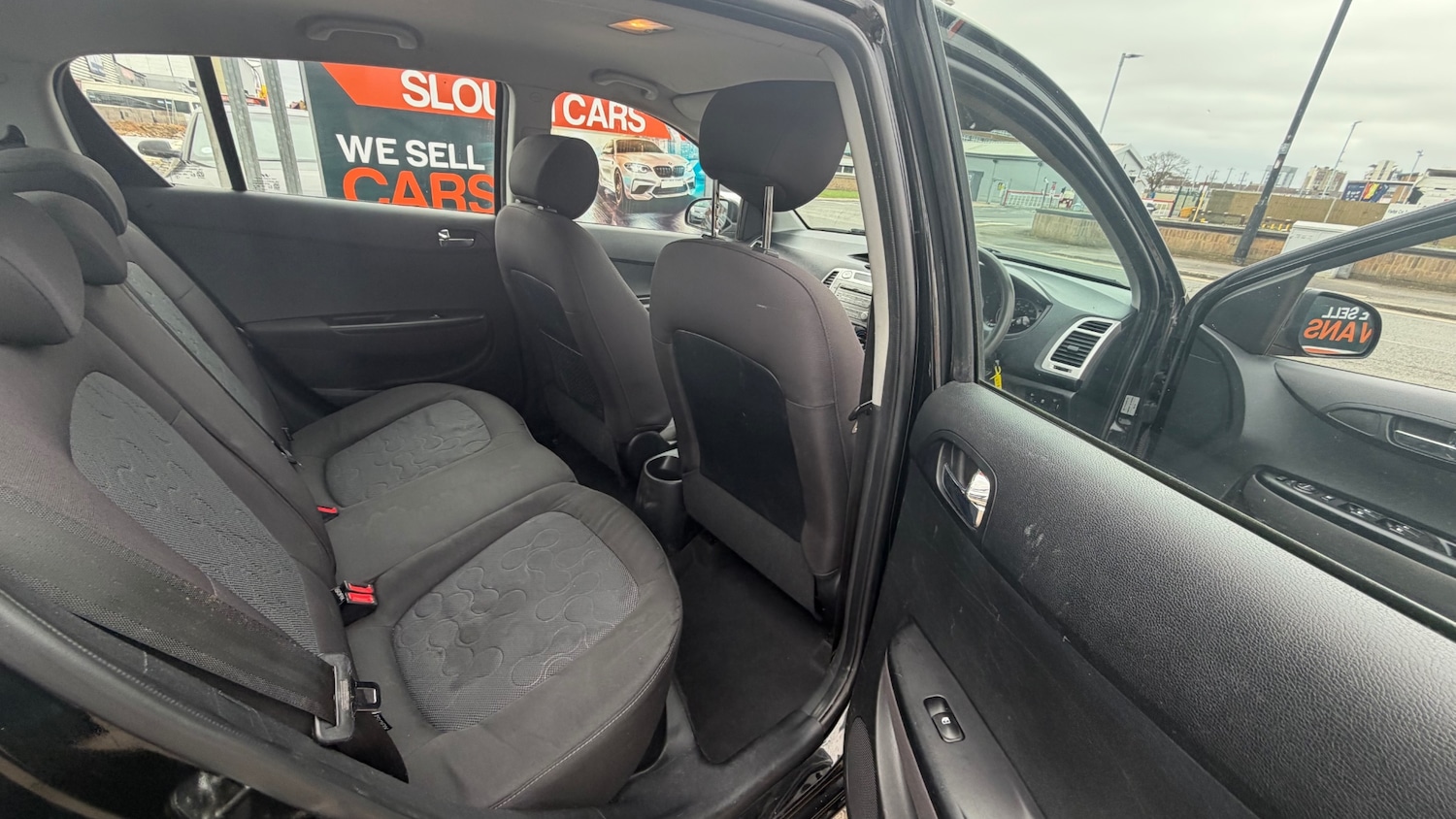 Used Hyundai i20 2011 for sale - 78038681: Photo 5