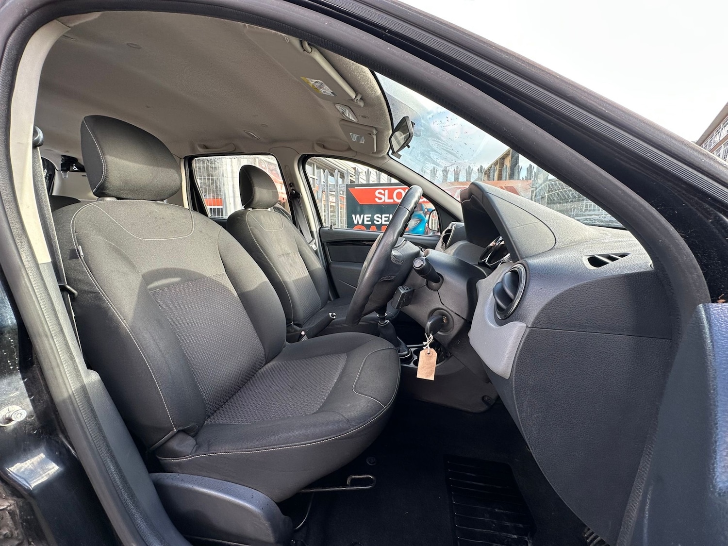 Used Dacia Duster 2014 for sale - 77223039: Photo 6