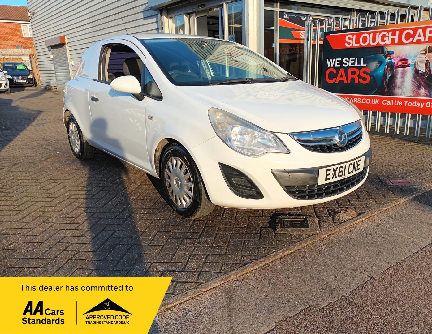 Used Vauxhall Corsa 2011 for sale - 76712785: Photo 1