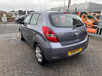 Used Hyundai i20 2011 for sale - 75904127: Photo