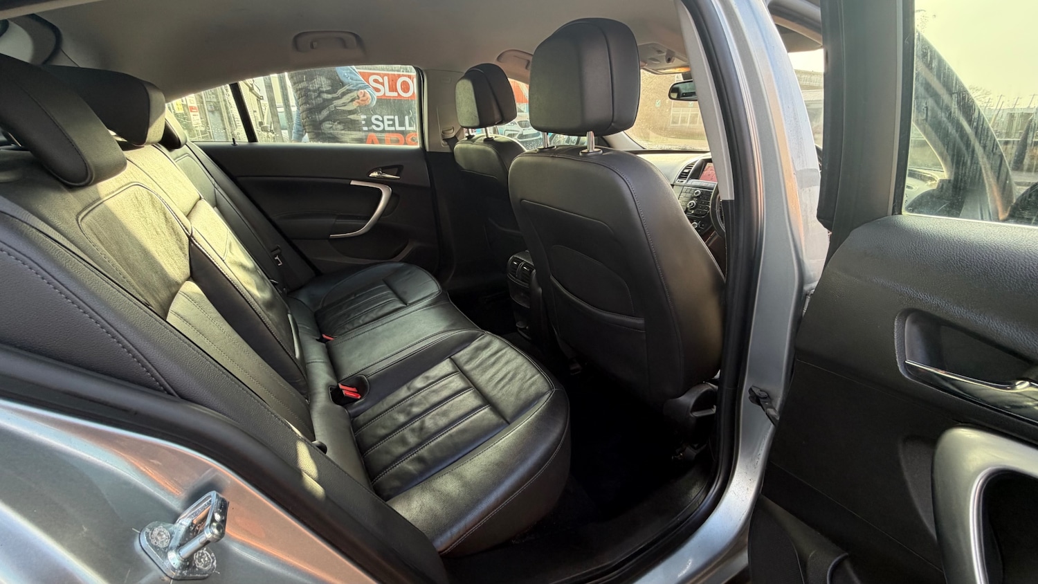 Used Vauxhall Insignia 2011 for sale - 77363779: Photo 5