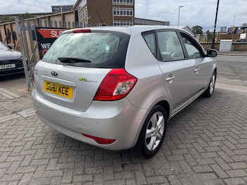Used Kia Ceed 2011 for sale - 79570375: Photo