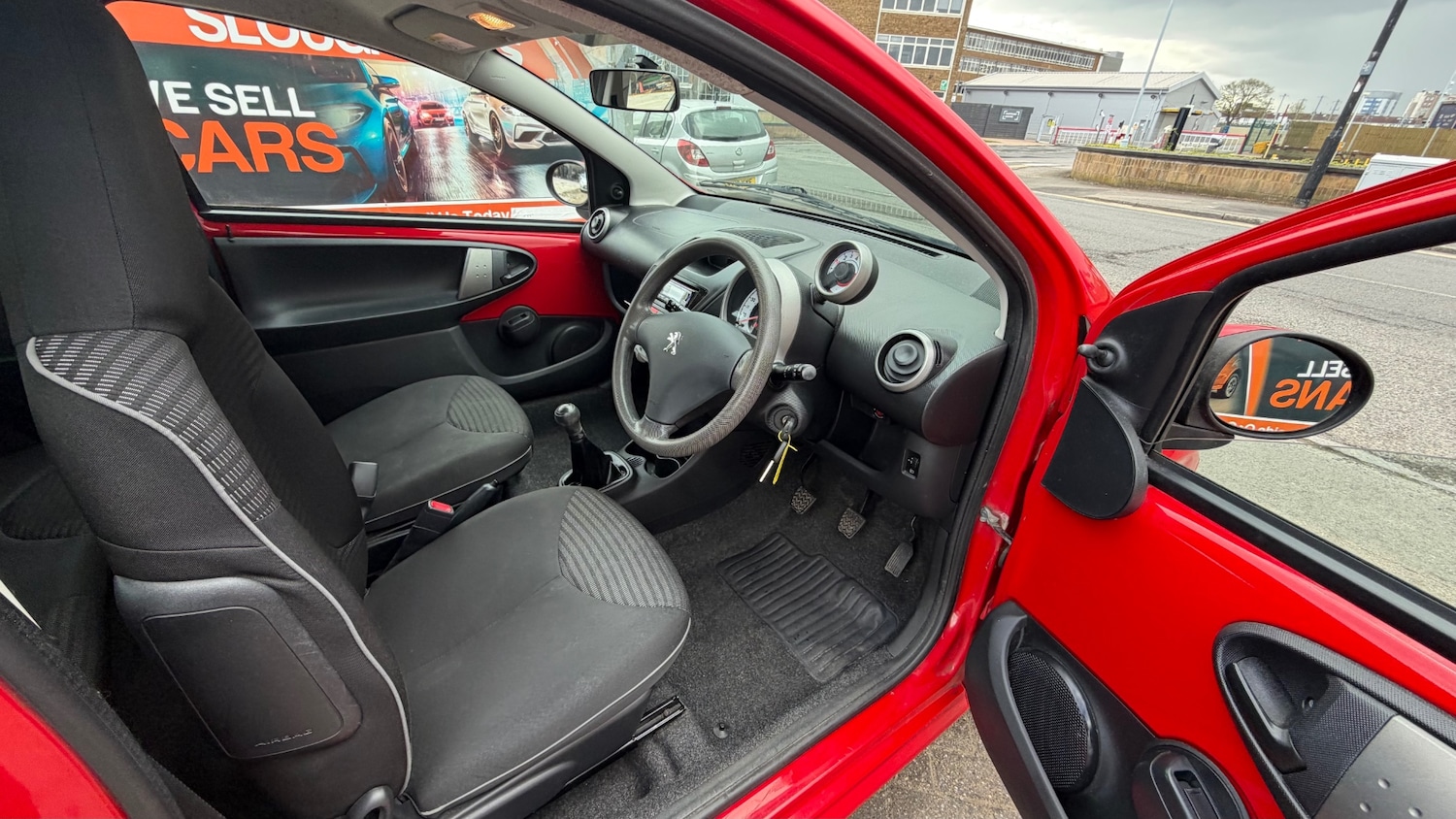 Used Peugeot 107 2014 for sale - 78223518: Photo 6