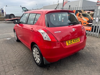 Used Suzuki Swift 2011 for sale - 75627067: Photo