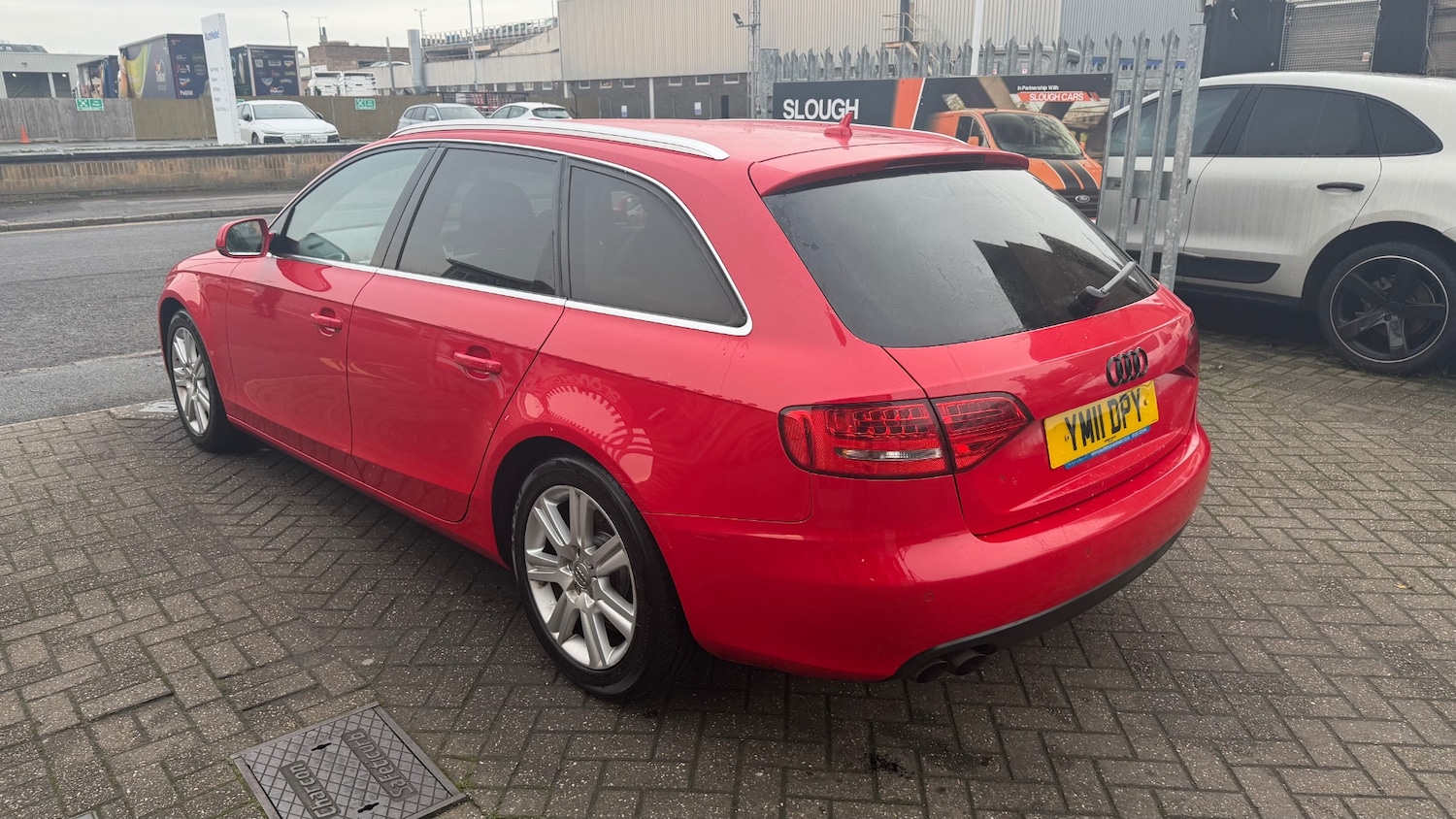 Used Audi A4 2011 for sale - 76968638: Photo 3