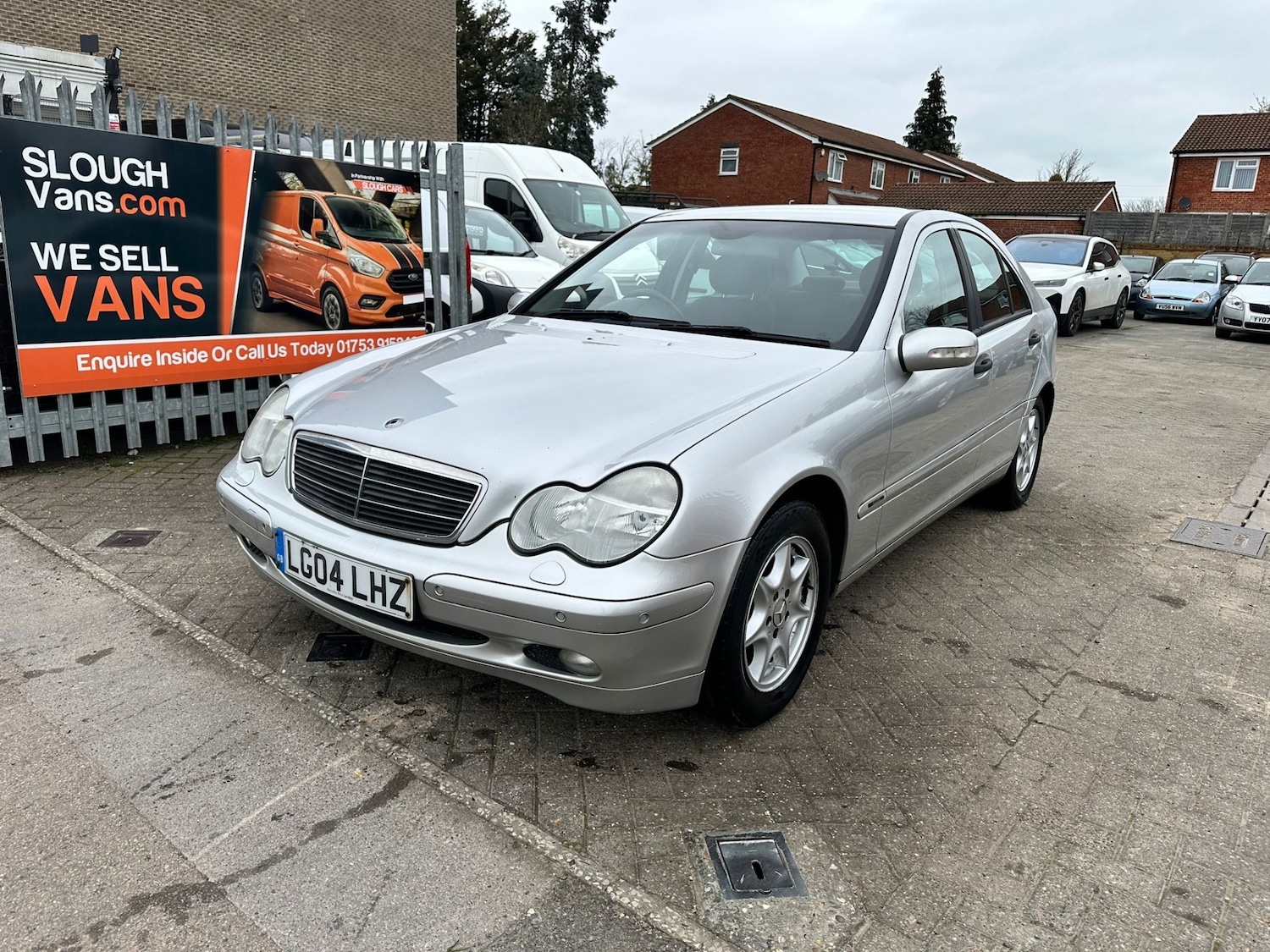 Used Mercedes-Benz C Class 2004 for sale - 77997091: Photo 2