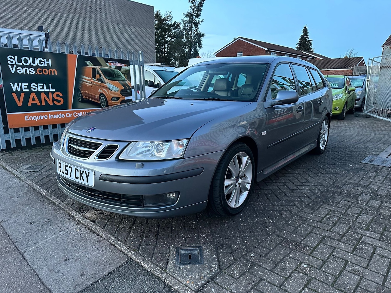 Used Saab 9-3 2007 for sale - 77239951: Photo 2