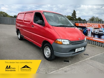 Toyota HiAce feature image