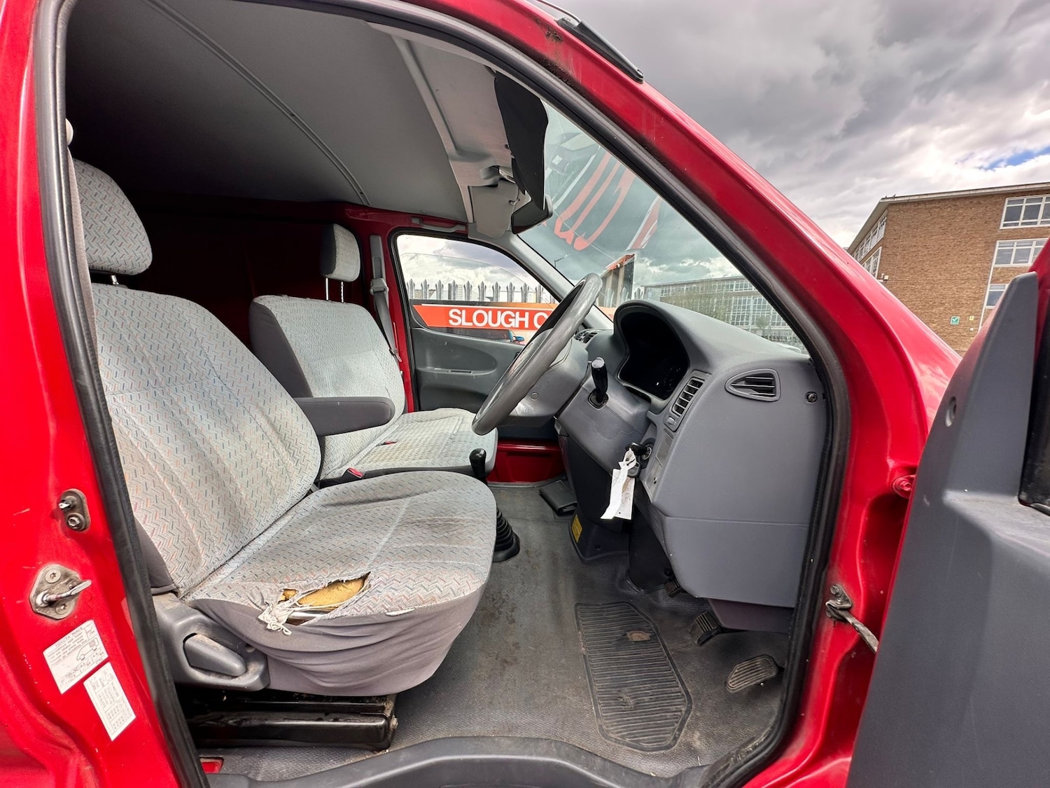 Used Toyota HiAce 2001 for sale - 78080756: Photo 6